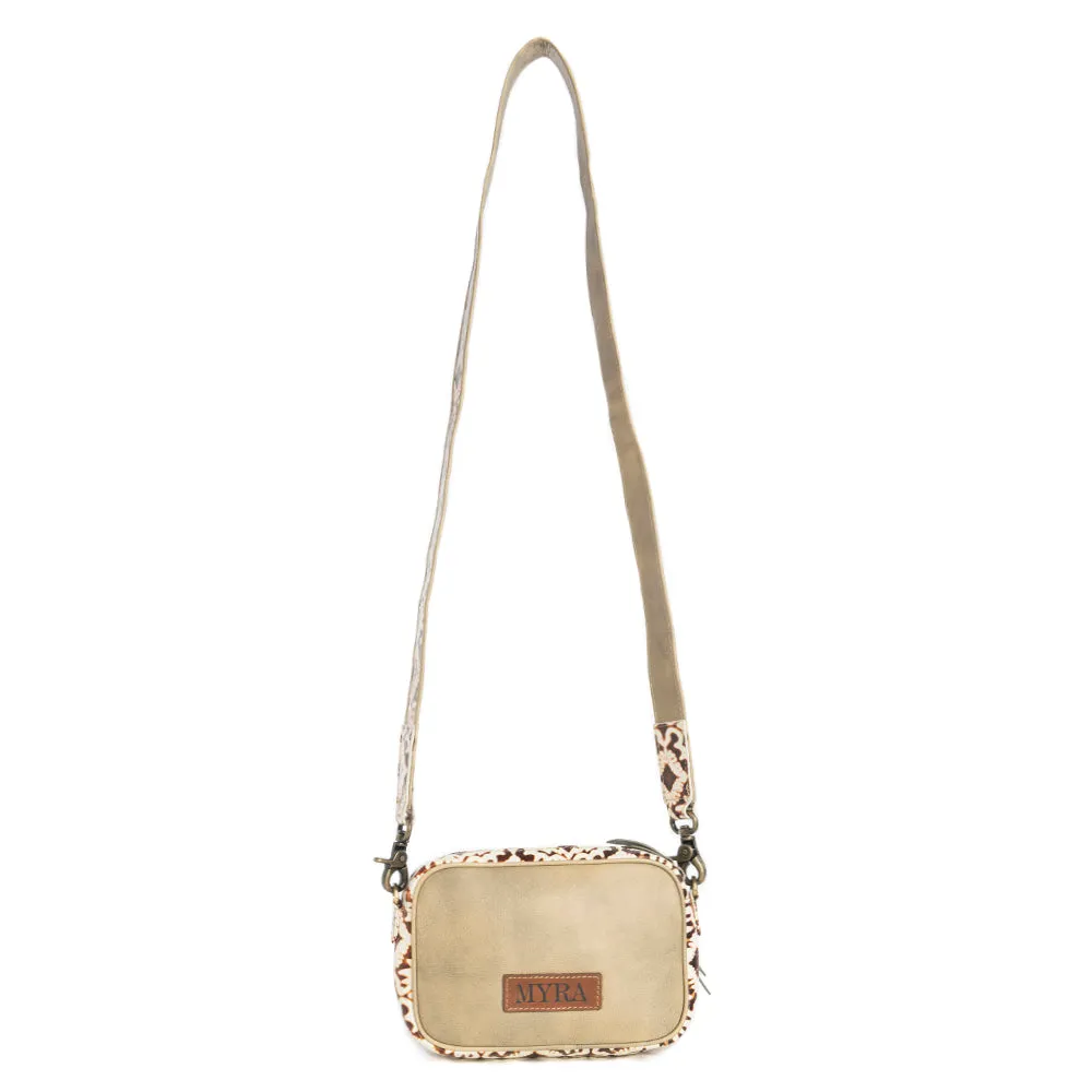 Tilla's Mine Trail Shoulder Bag in Caramel & Brown